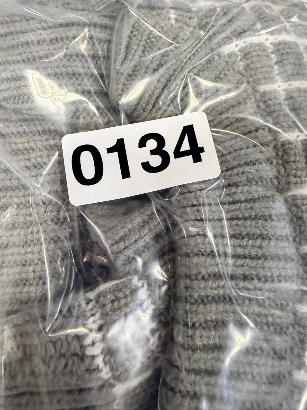 Women’s Grid Knit Crewneck Sweater - Gray medium - Picture 10 of 10
